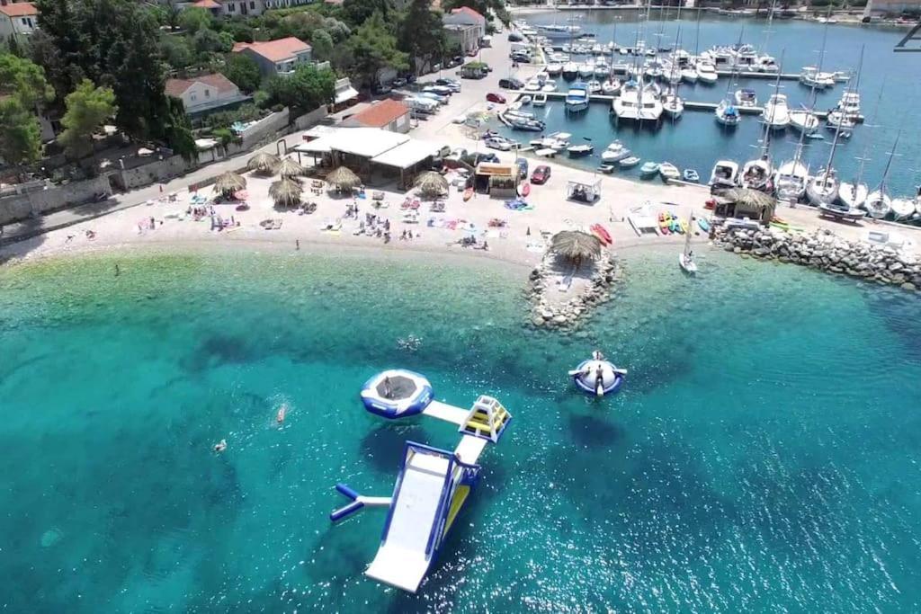 Villa Kora - Luxury Holiday Apartments Лумбарда Экстерьер фото