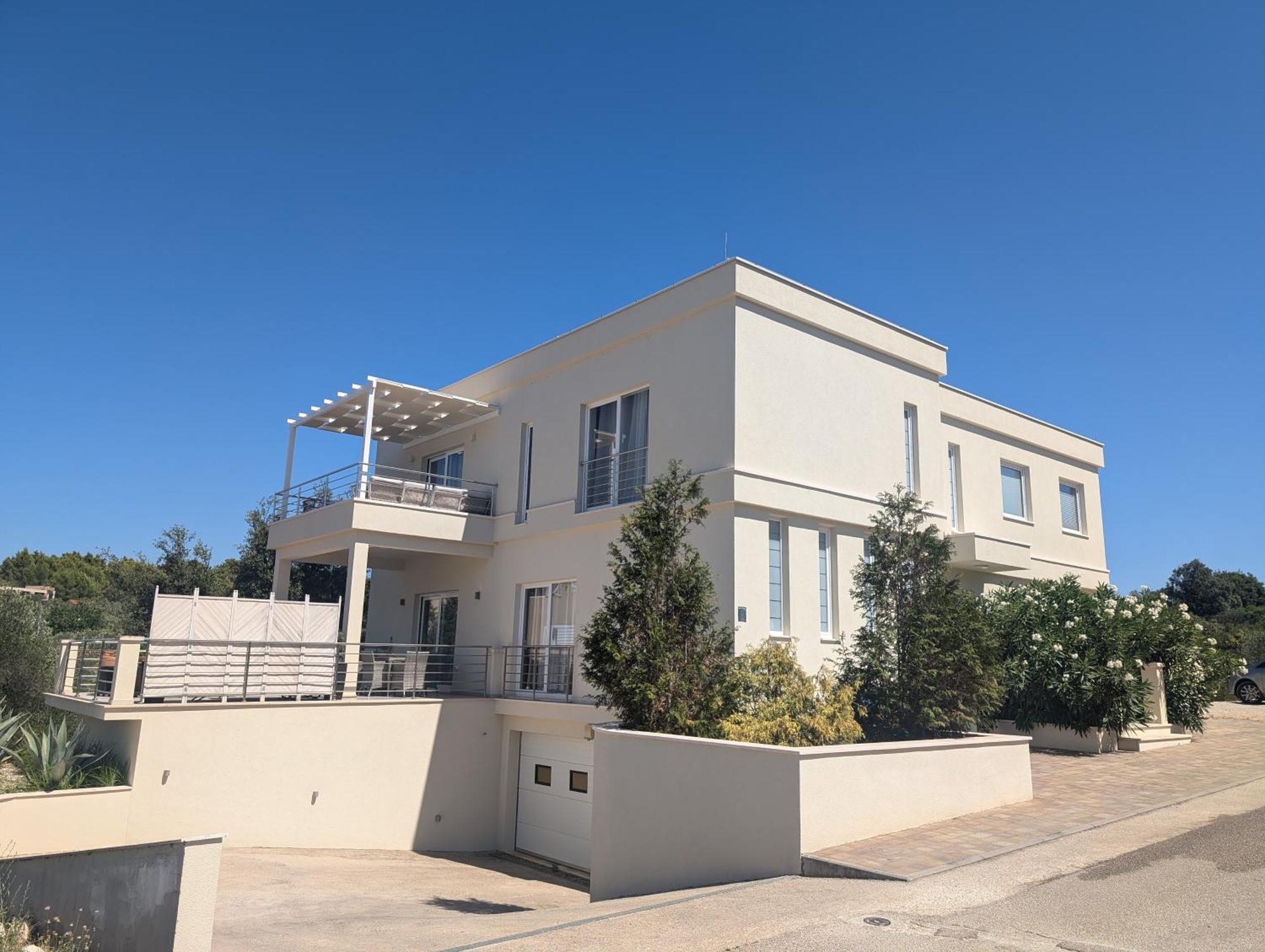 Villa Kora - Luxury Holiday Apartments Лумбарда Экстерьер фото